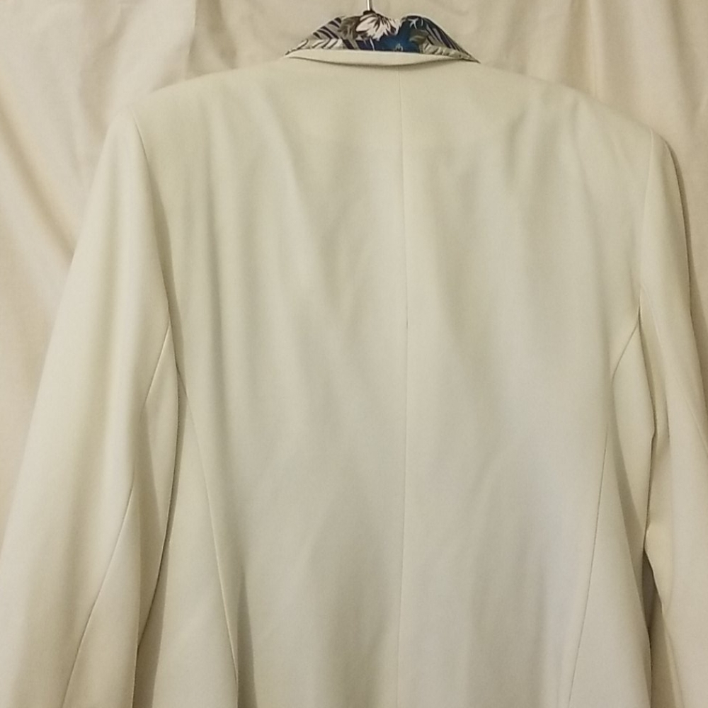 Jacket & blouse - Picture 2 of 6